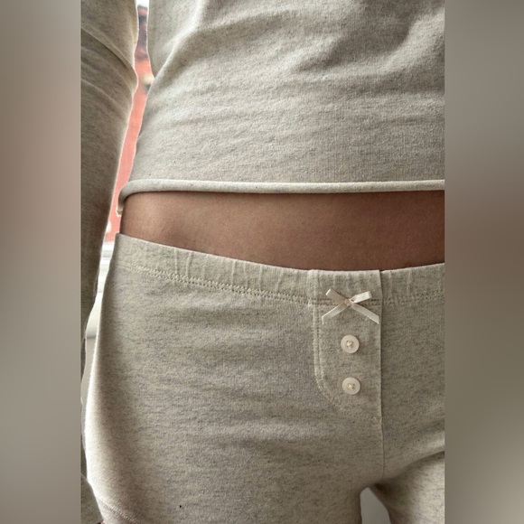 Brandy melville bow boxer underwear - Picture 3 of 4